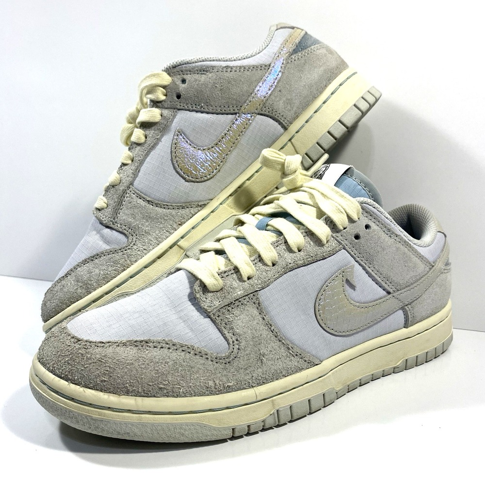 Nike Dunk Low Mens Size 7.5 Gray Suede Holographic Swoosh DV7210-001 Casual